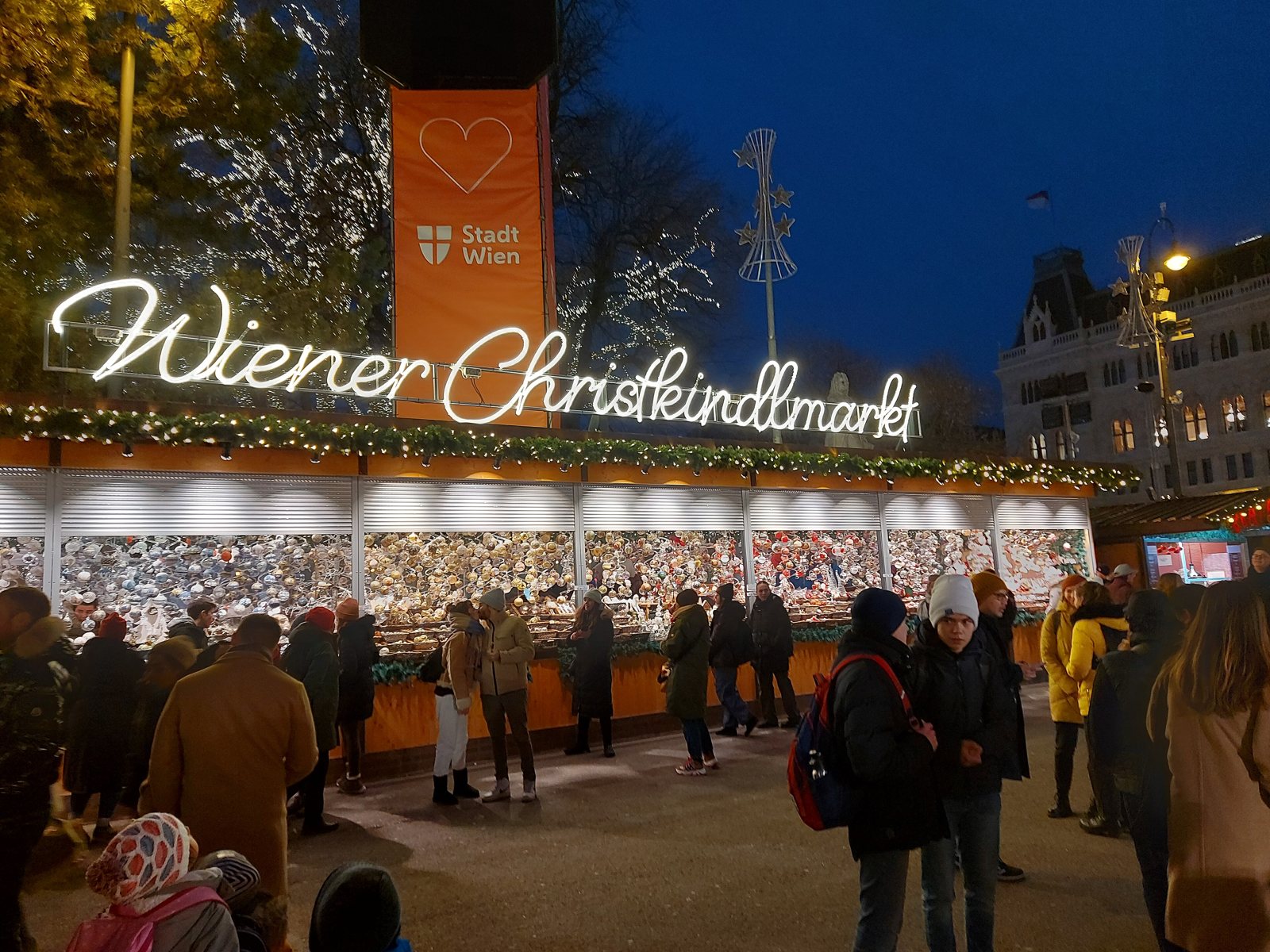 A stall at the Wiener Christkindlmarkt on the Rathausplatz in Vienna.