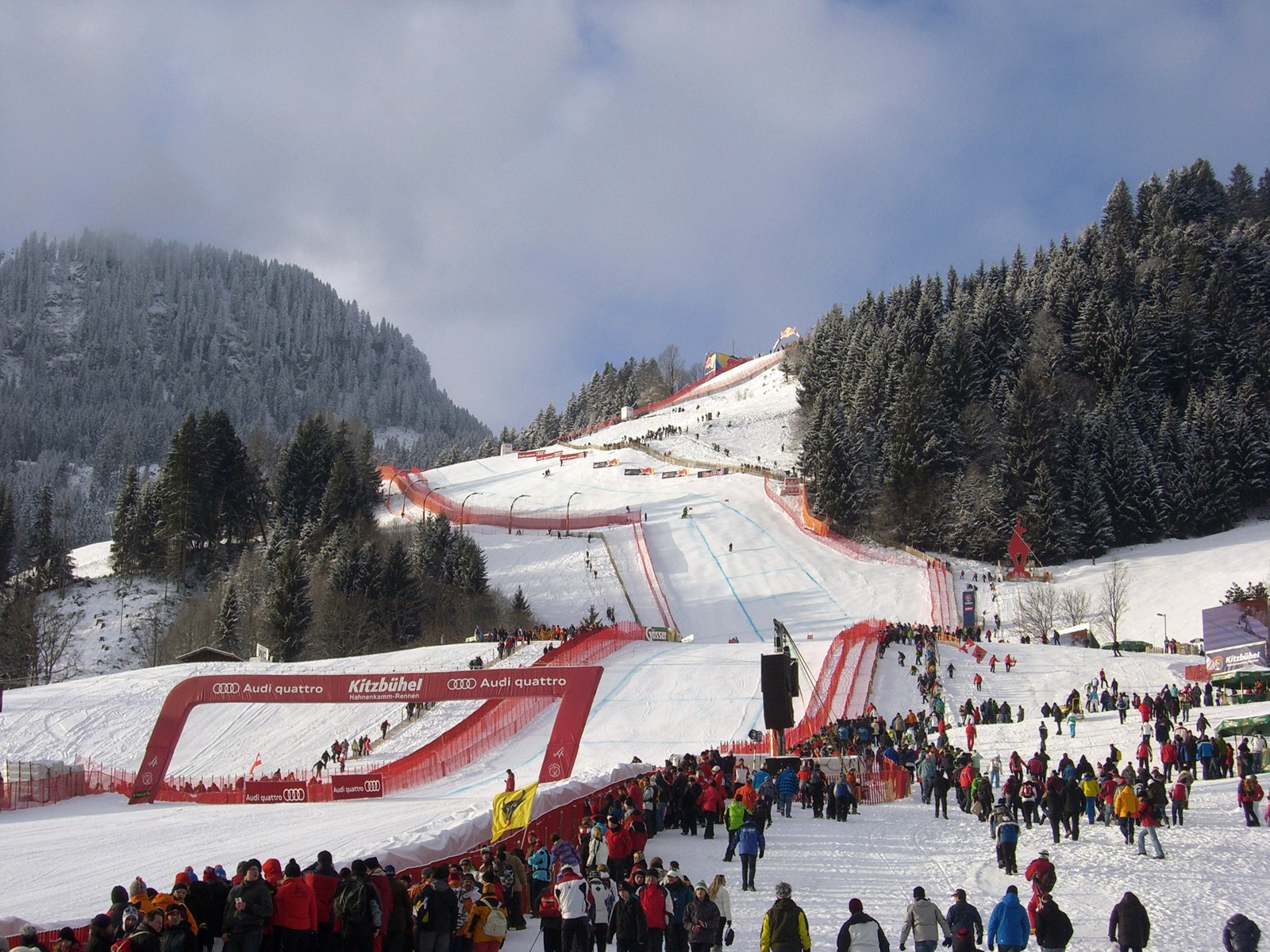 L’aire d’arrivée de la course du Hahnenkamm, à Kitzbühel.